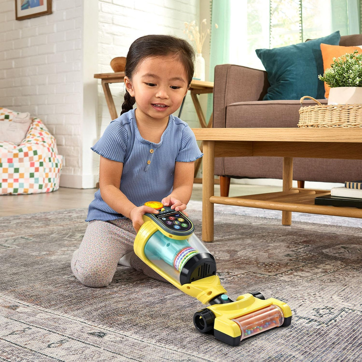 VTech 4-en-1 Push y Play Vacuum Preschool Toy