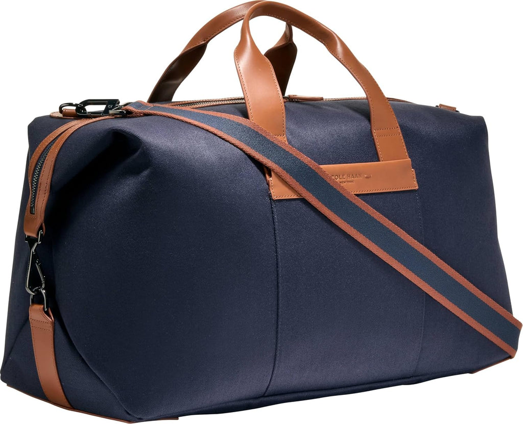 Cole Haan Judson - Bolsa de lona de sarga cepillada para hombre, Luna de medianoche/Nuevo bronceado británico, Judson - Bolsa de lona de sarga cepillada