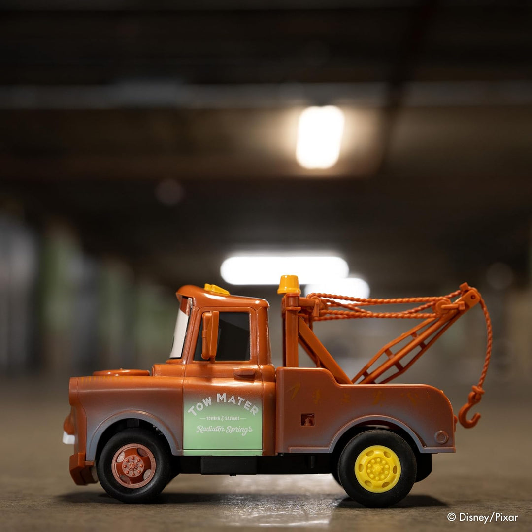 Jada Disney Pixar Cars Turbo Racer Tow Mater - Vehículo RC a escala...