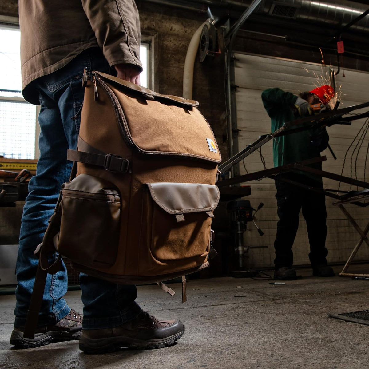 Carhartt Mochila unisex de 35L de nailon para jornada laboral, resistente al agua, con bolsillo acolchado para portátil de 15 pulgadas, Asfalto, Tamaño único