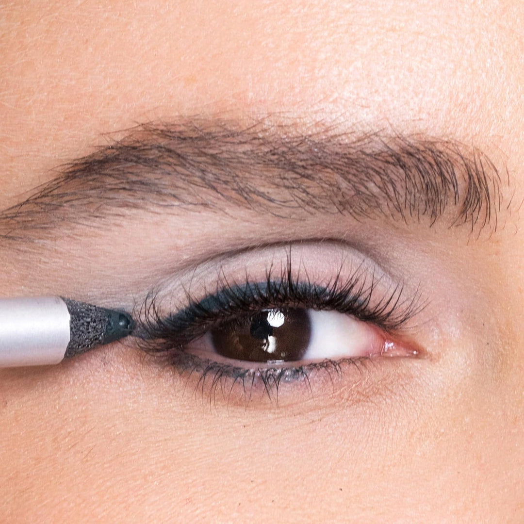 Trish McEvoy Delineador de ojos de gel intenso