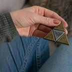 BePuzzled, Legend of Zelda Triforce Hanayama Rompecabezas para el cerebro de nivel 5 con clasificación Mensa, para edades de 12 años en adelante