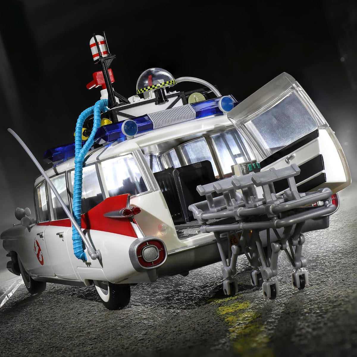 Ghostbusters Plasma Series Ecto-1 (1984), auto de juguete a escala 1:18, juguetes para mayores de 14 años (exclusivo de Amazon)