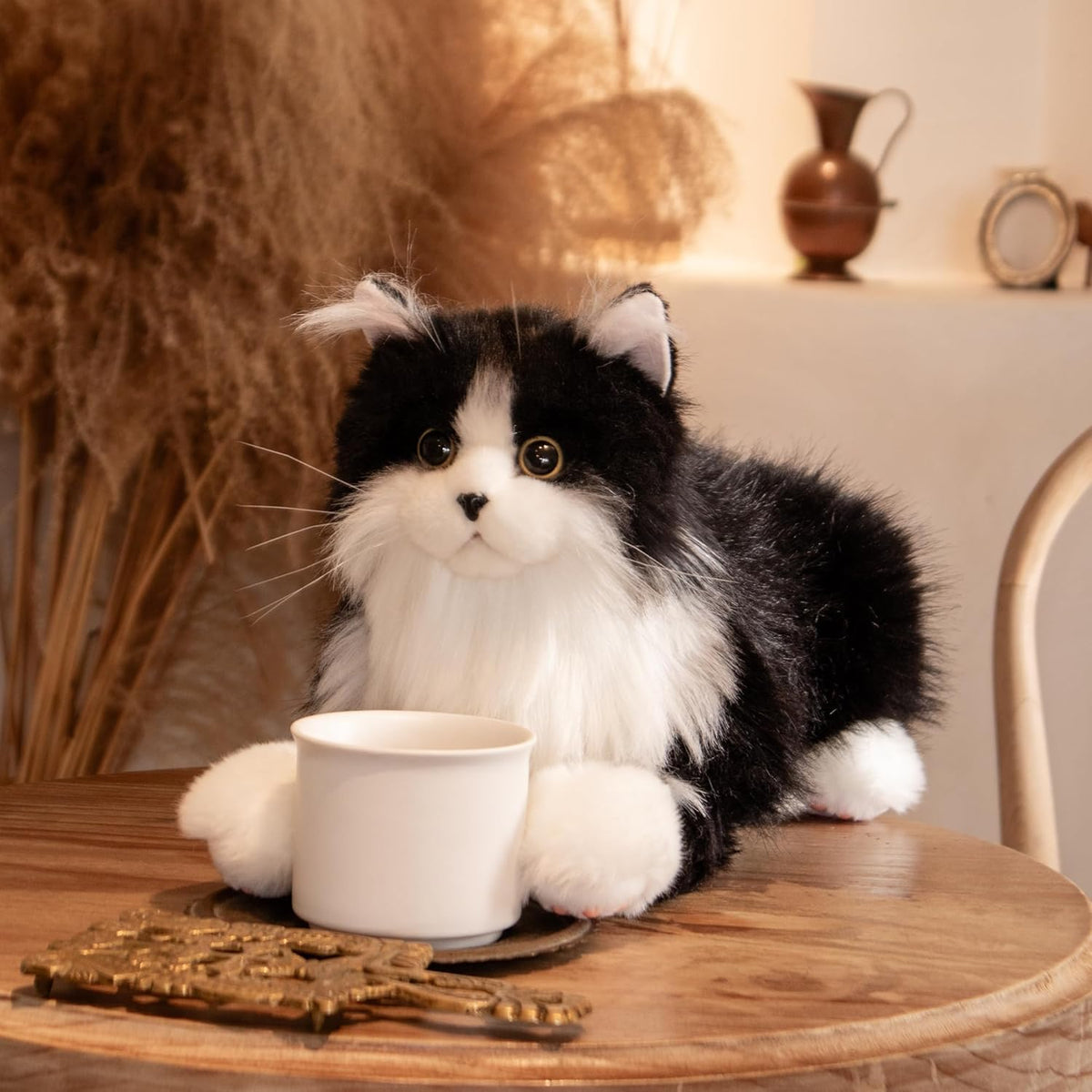 Chongker Animales de peluche hechos a mano con forma de gato realista para adultos, Negro y blanco