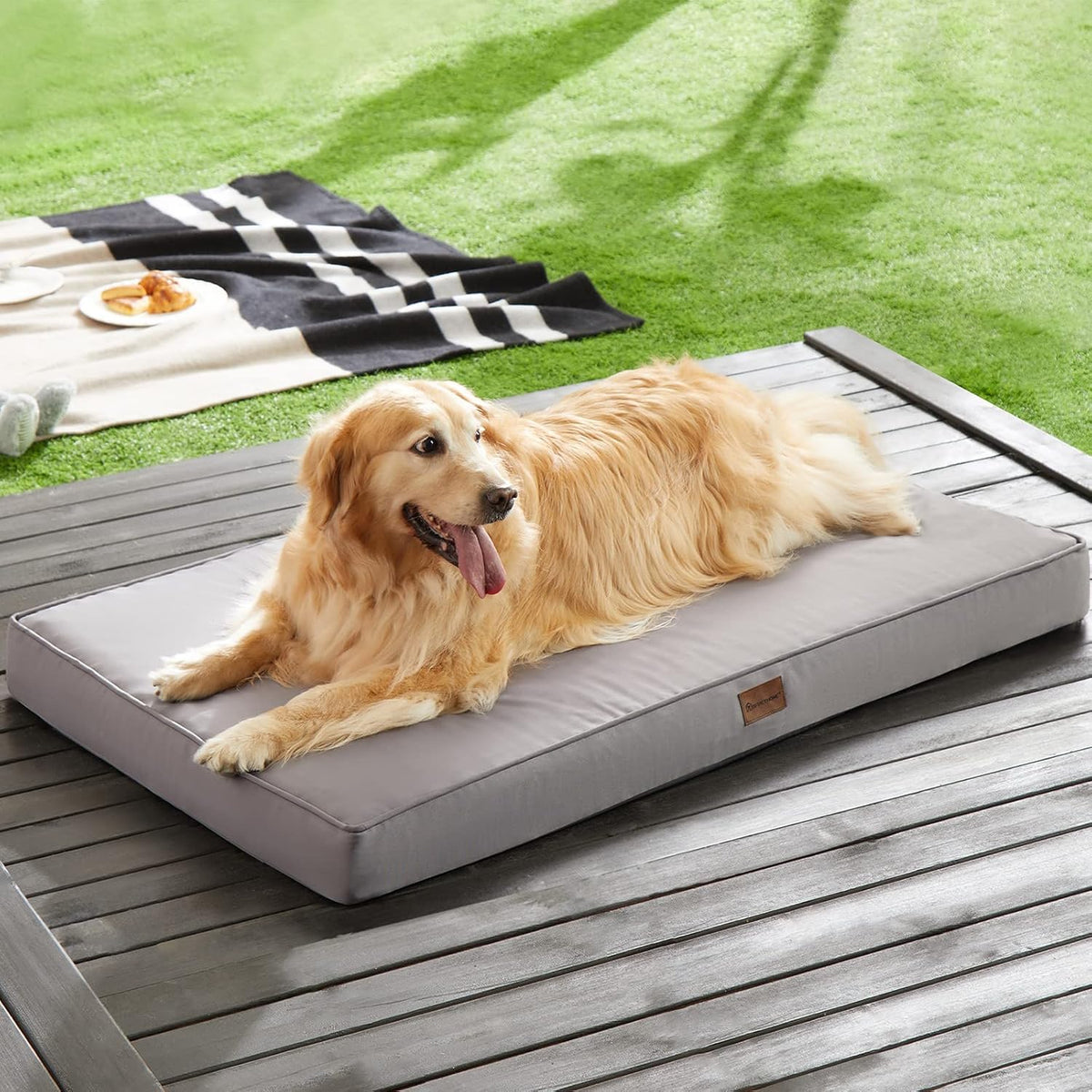 Camas para Perros al Aire Libre para Perros Grandes, Cama Impermeable para Perros Medianos, Grandes y Extra Grandes, Cama Ortopédica para Mascotas con Funda Lavable Extraíble, Cama de Espuma