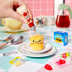 MGA's Miniverse Make It - Mini peluche (paquete de 2), embalaje ciego, bricolaje, coleccionables de felpa con temática de alimentos, adhesivo de secado al aire, 8 para coleccionar, accesorio de