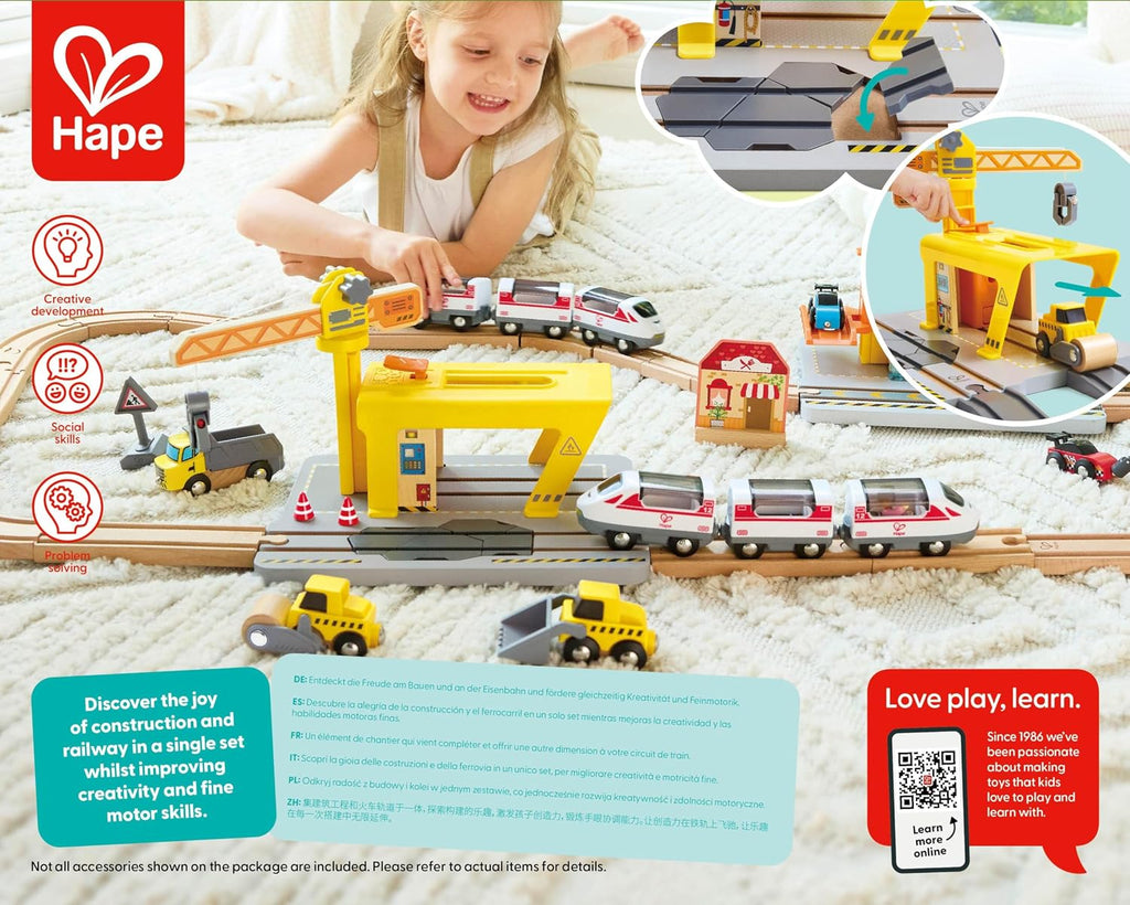 Hape Juego de construcción de grúa ferroviaria, accesorio de pista de tren de madera con grúa, cargador, camión volquete y rodillo de vapor, juguete educativo de construcción STEM para niños a partir