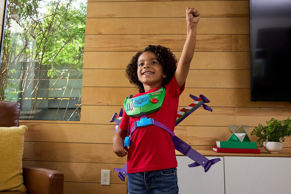 Mattel Disney y Pixar Toy Story 5 Hi-Tech Space Ranger Jetpack, Kit de Juego para Niños, Alas que se Transforman, Luces y Sonidos, Correa Ajustable