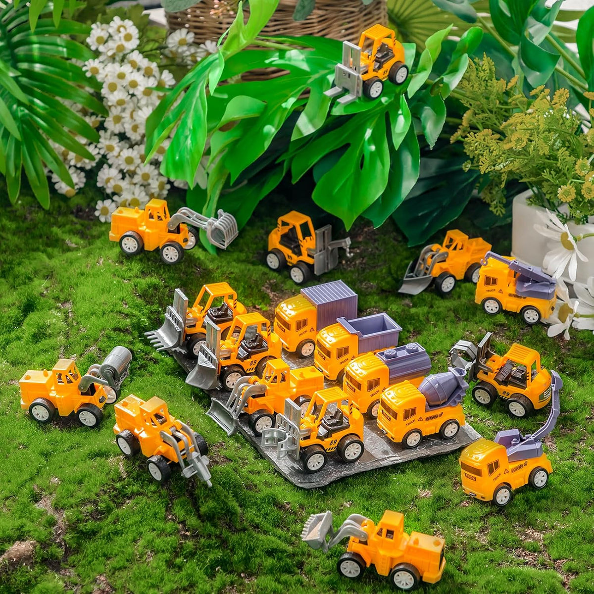Libima 72 piezas de juguetes de construcción para recuerdos de fiesta de construcción, vehículos de lucha contra incendios, tractores, camiones militares, juguetes pequeños de arena, juguete de excavadora para regalo de cumpleaños, 16 estilos (vehículos d