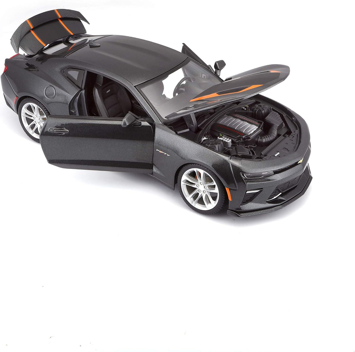 Maisto 1:18 SE 2017 Chevrolet Camaro del 50.º aniversario (Gris metálico)