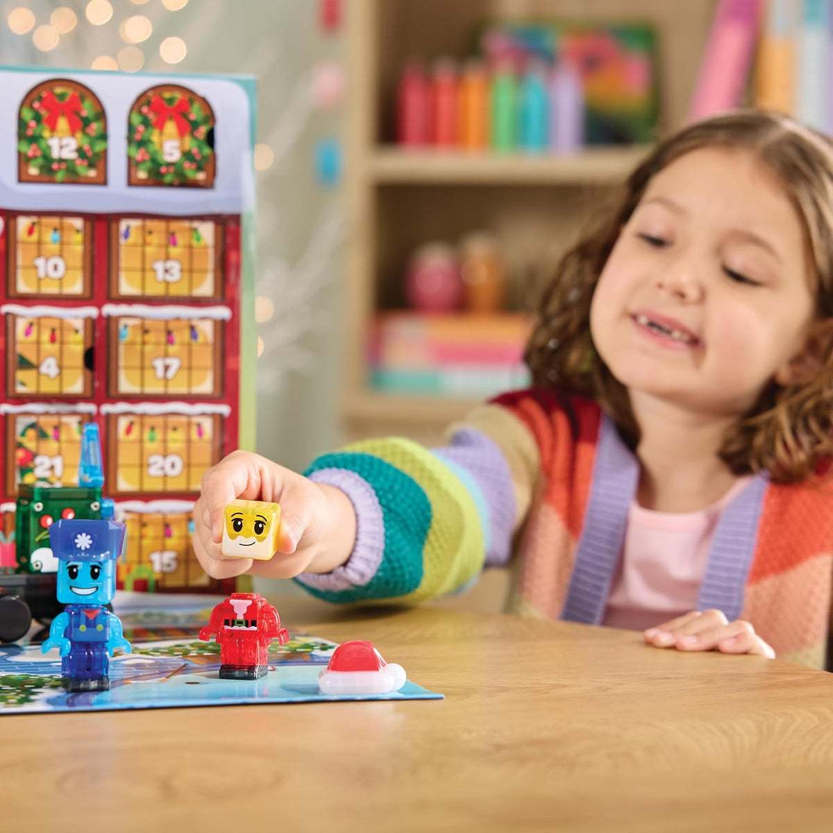 MAGNA-TILES microMAGS Calendario de Adviento Set de Construcción Magnética de 34 Piezas, Marca Original de Construcción Magnética