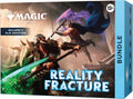 Magic: The Gathering Paquete Reality Fracture | Incluye 9 refuerzos de juego, 30 tierras, 1 tarjeta promocional de arte alternativo de aluminio + accesorios exclusivos