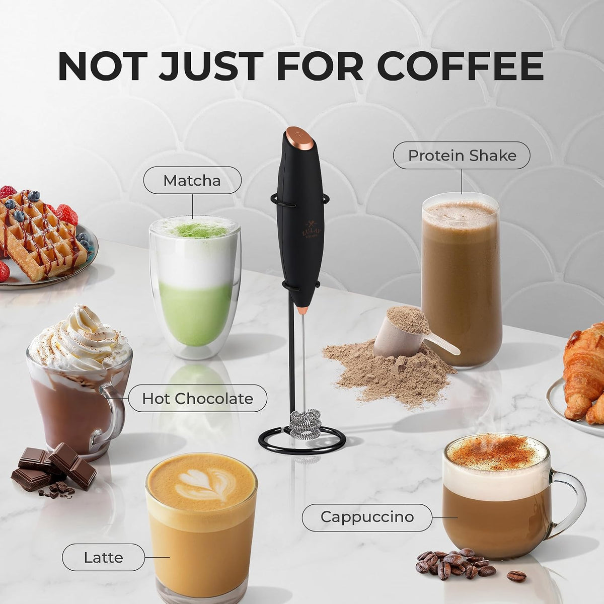 Zulay Kitchen Potente varita espumadora de leche con baterías Duracell - Mezclador de bebidas portátil ultrarrápido - Máquina de espuma eléctrica para café, lattes, capuchino y matcha, triple batidor
