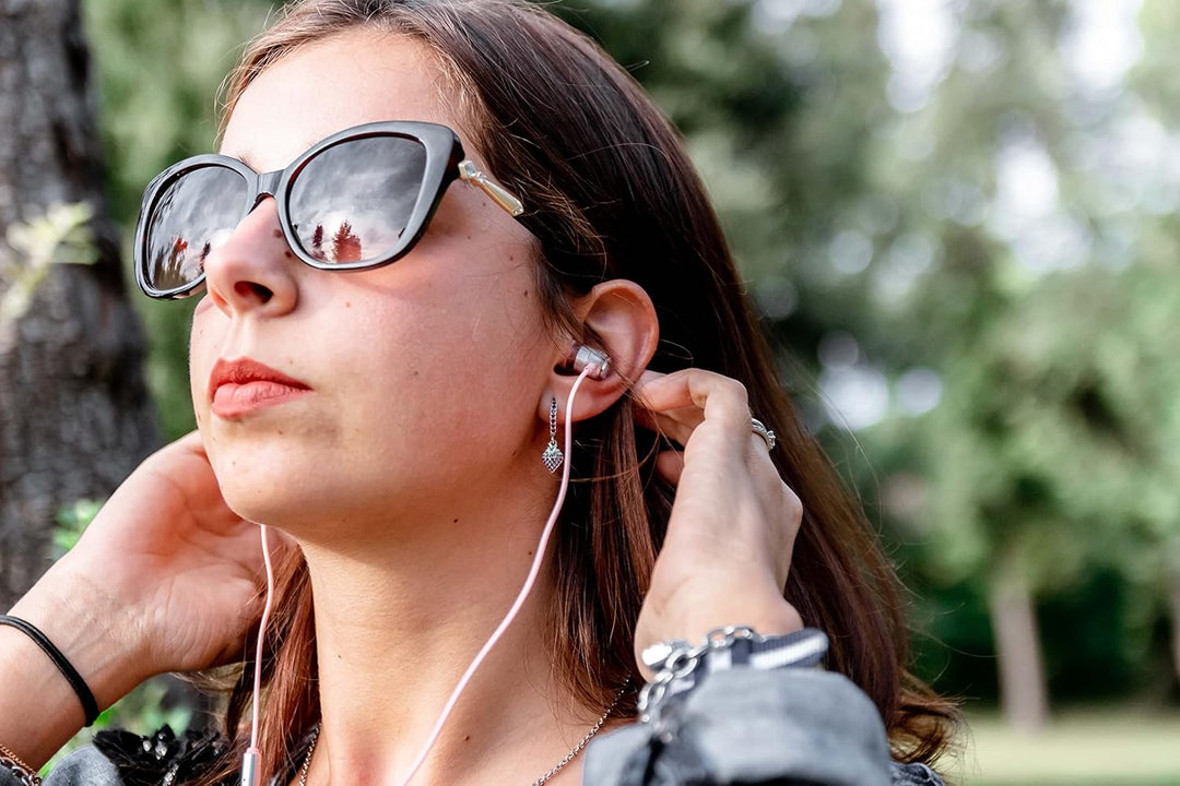 LUDOS Clamor - Audífonos con cable tipo in-ear, 5 años de garantía,...