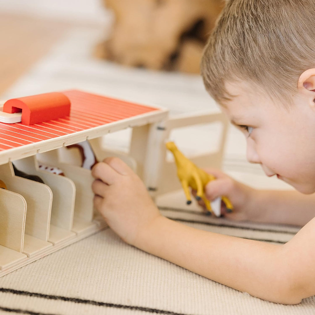 Establo de madera de juguete con 8 caballos, de Melissa &amp; Doug