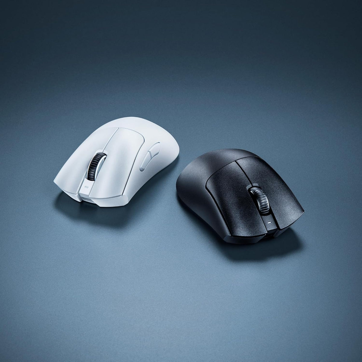 Razer DeathAdder V3 Pro Mouse para Juegos: 63g Ultra Ligero - Senso...