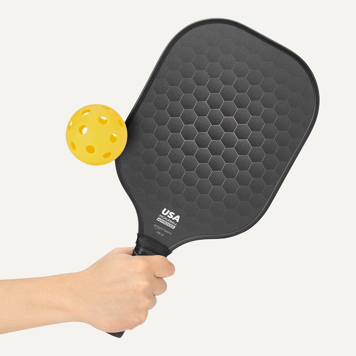 Amazon Basics Paletas de pickleball, juego de 2 paletas aprobadas por USAPA incluidas 4 bolas,