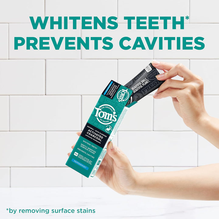Tom's of Maine Pasta de dientes con flúor de carbón activado, p...