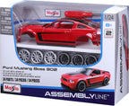 Maisto Línea de montaje a escala 1:24 2012 Ford Mustang Boss 302 Kit de modelo fundido a presión (los colores pueden variar)