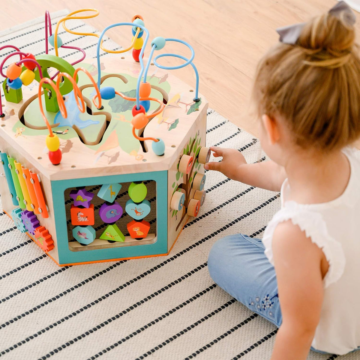 Teamson Kids Laboratorio de Juego Preescolar 7 en 1 Estación Centro de Cubo de Actividades de Madera Grande Laberinto de Cuentas y Conteo para Niños Juguetes para Bebés, Natural