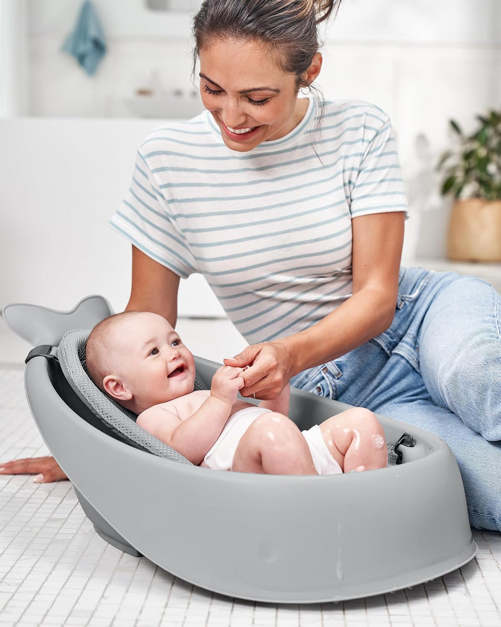 Skip Hop Bañera infantil de 3 etapas para crecimiento con eslinga inteligente para bebés MOBY Bañera Gris Edad 0+
