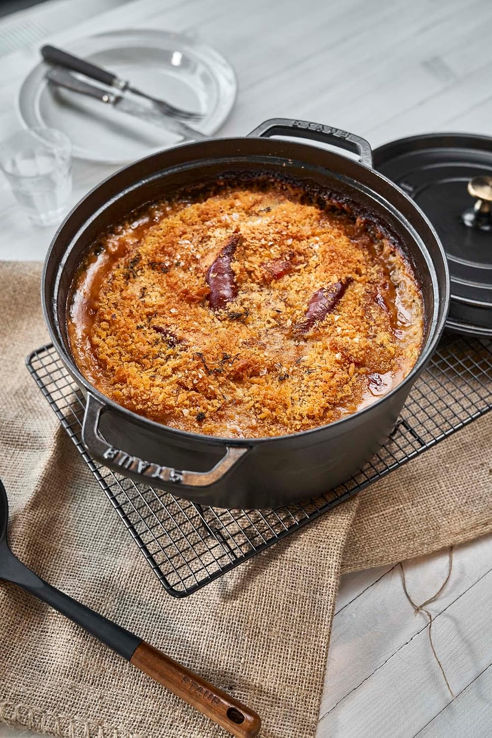 Staub olla de hierro cocotte redonda de 6-1/4 cuartos de galón, Negro mate