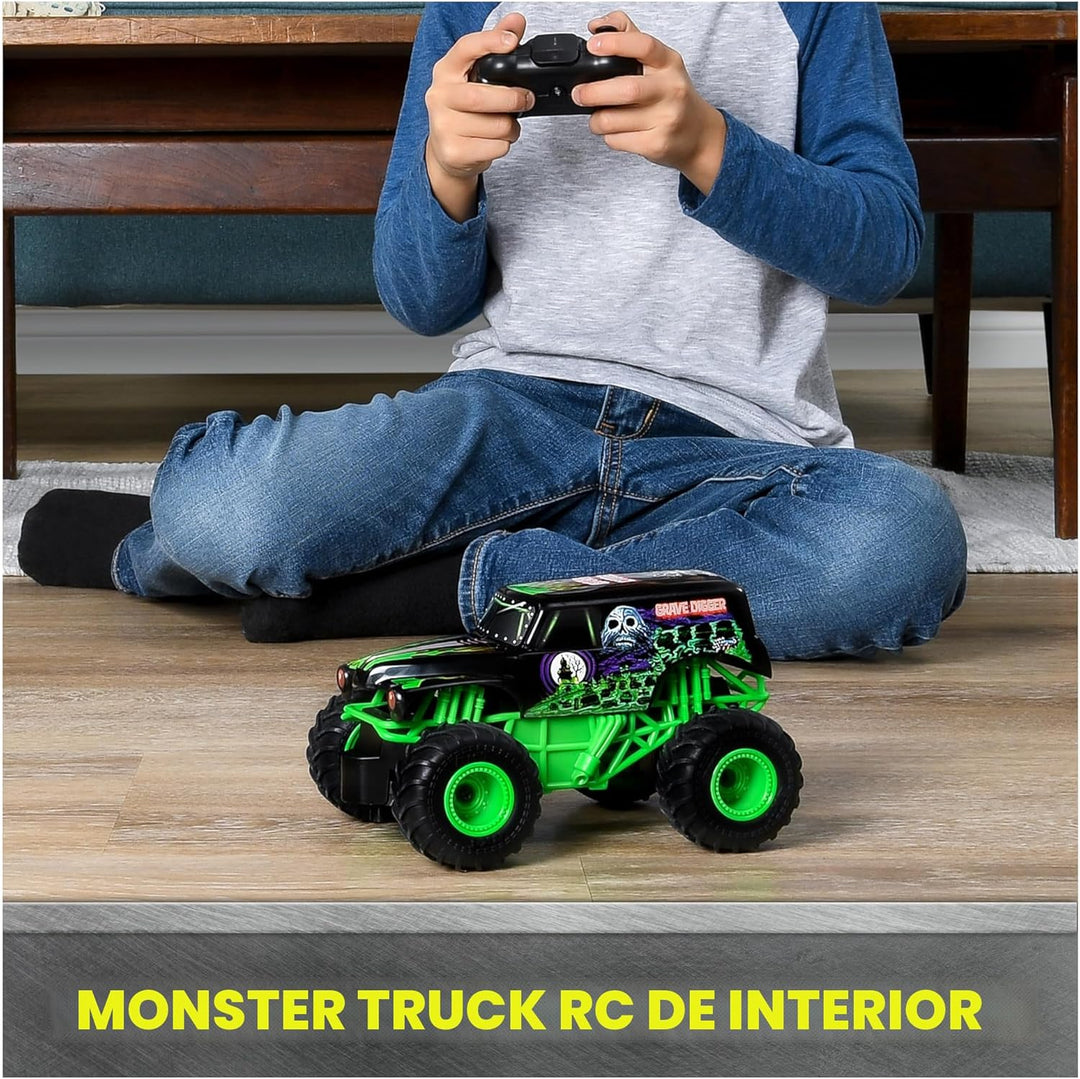 Monster Jam - Camión monstruo de control remoto oficial Grave Digge...