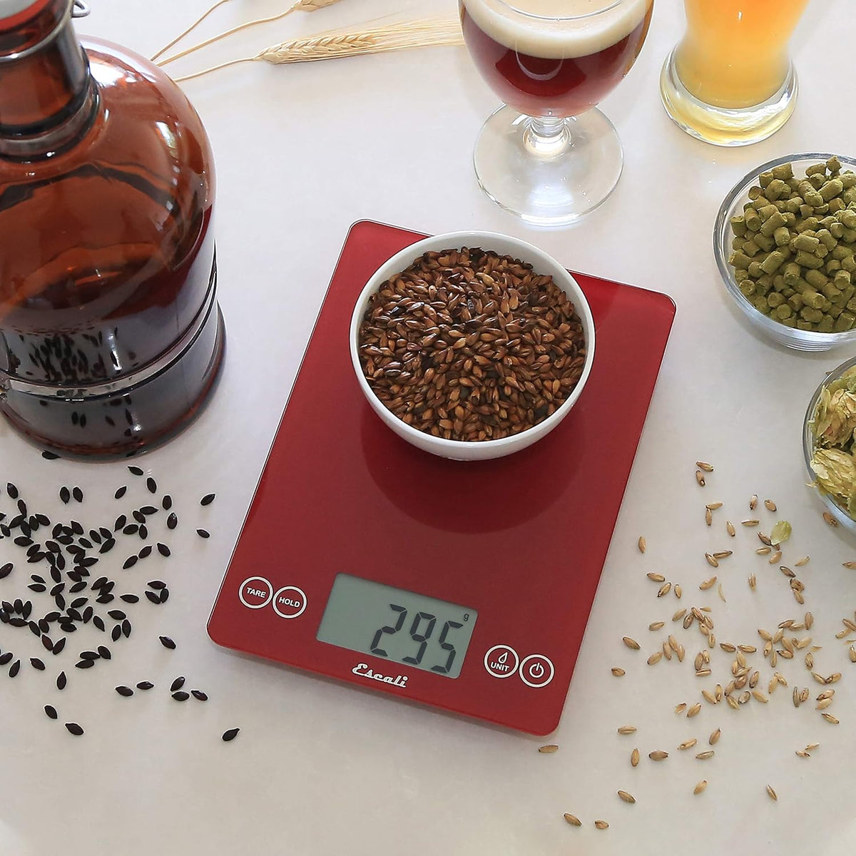 Escali Arti Báscula Digital de Vidrio para Alimentos de Encimera de Cocina, Báscula para Hornear y Cocinar con Contador de Nutrición y Calorías, Capacidad de 15 Libras, 9" x 6.5" x .75", Rojo Río