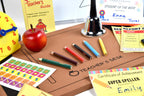 El juego de rol para profesores incluye pizarra blanca reutilizable, campana, tarjetas de calificaciones, para el hogar o el aula, más de 30 piezas incluidas, regalo para niños, juego completo