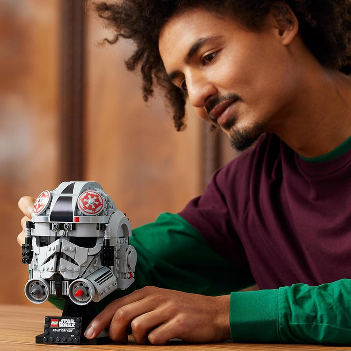 LEGO Casco de conductor AT-AT de Star Wars 75429