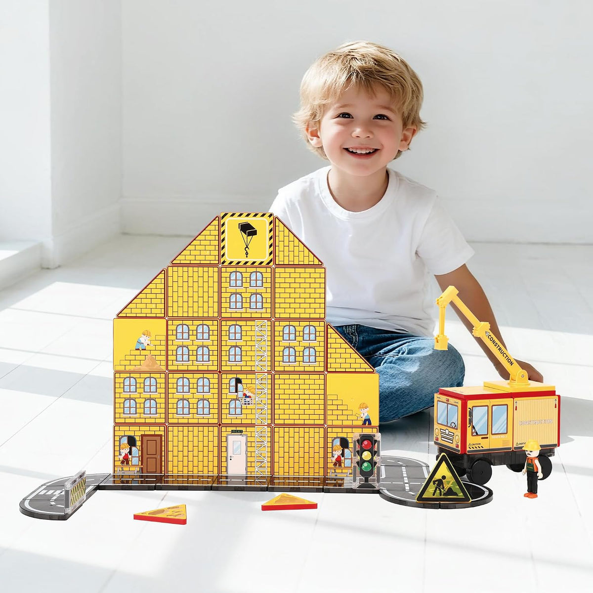 MEGAGONTILES Juego de 60 azulejos magnéticos para estación de bomberos | Bloques de construcción magnéticos STEM con camiones de bomberos y grúas | Juguete educativo de construcción para niños de 3 a 8 años | Compatible con todas las marcas de azulejos