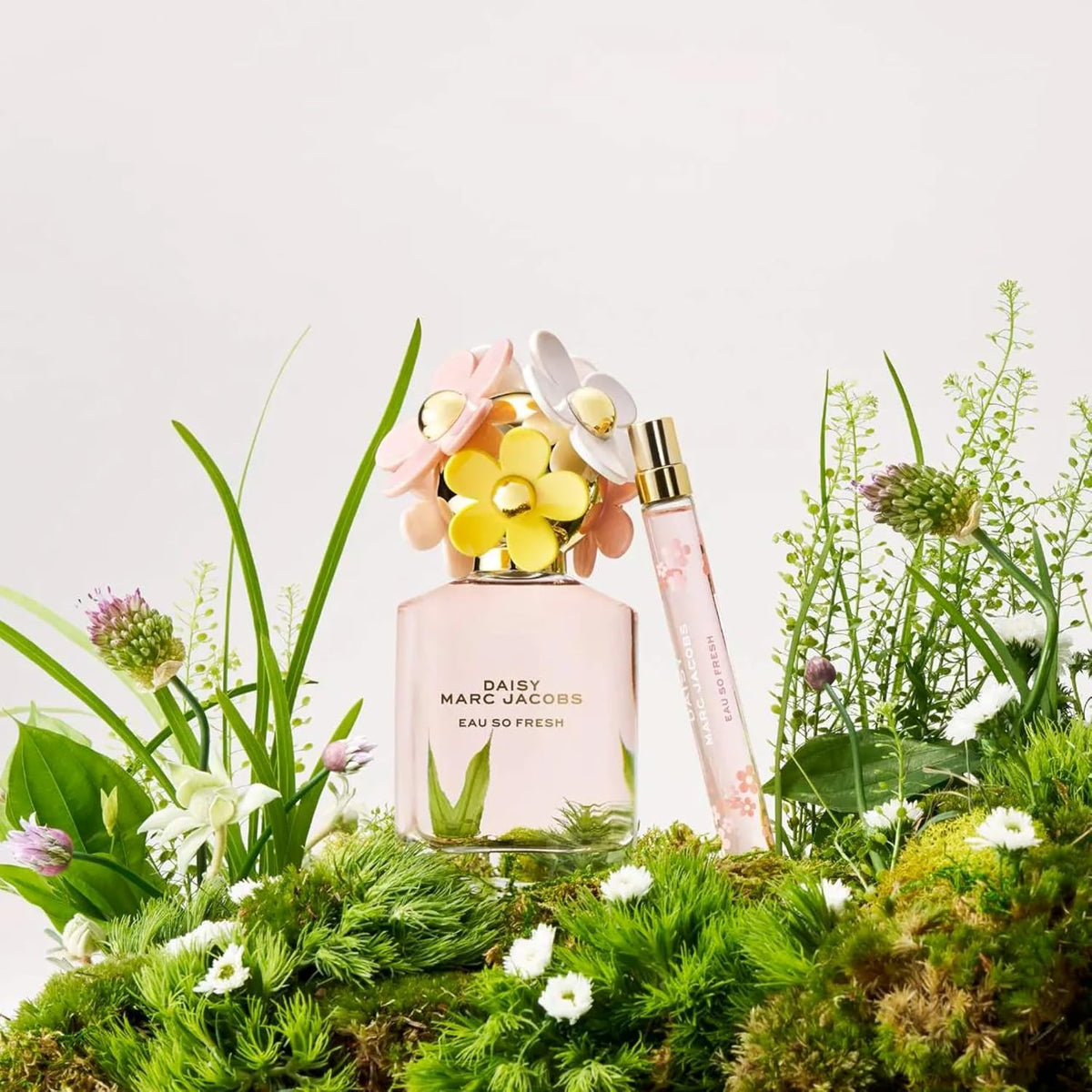 Marc Jacobs Daisy Eau So Fresh Eau de Toilette \u2013 Perfume flora...