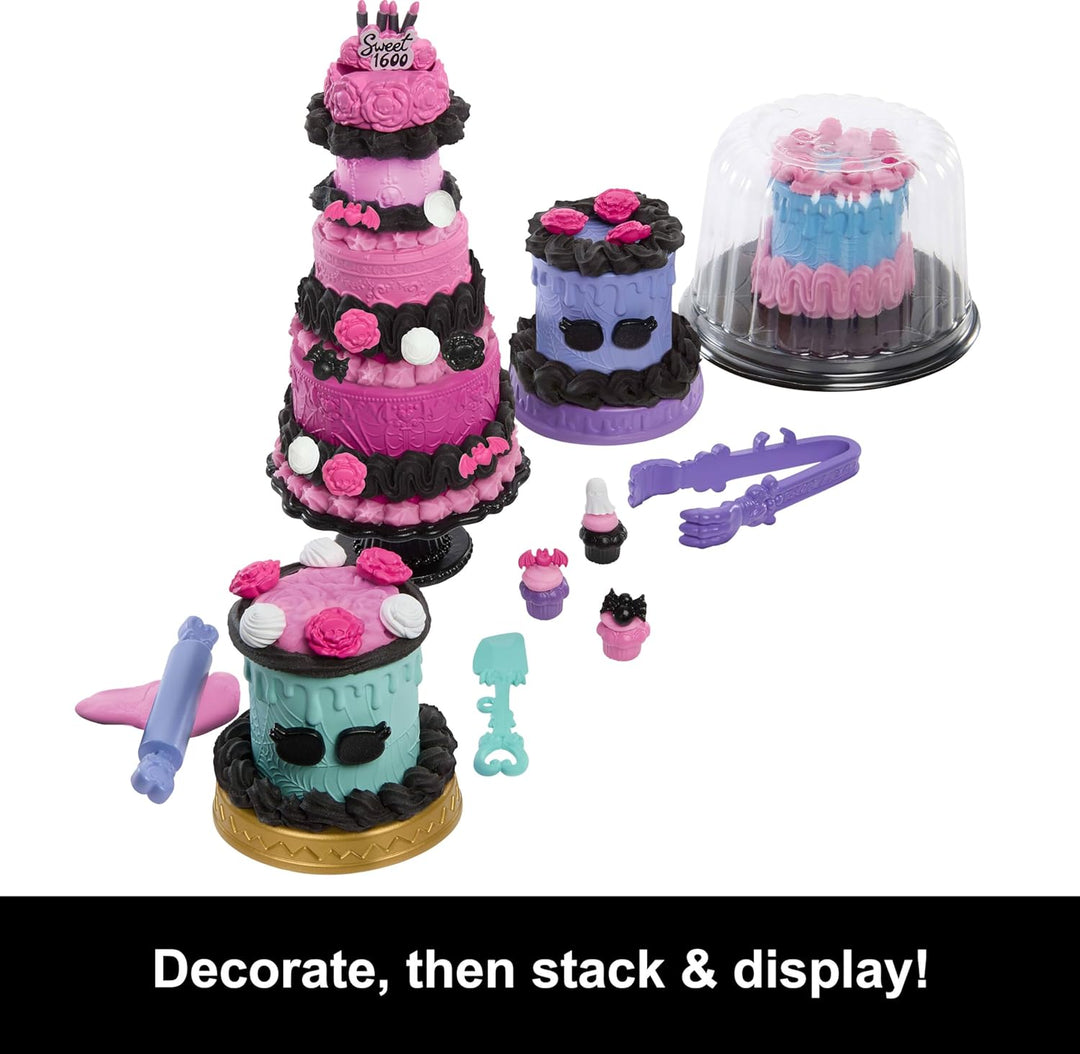 Monster High Kit de pastel de cumpleaños aterrador y dulce con muñe...