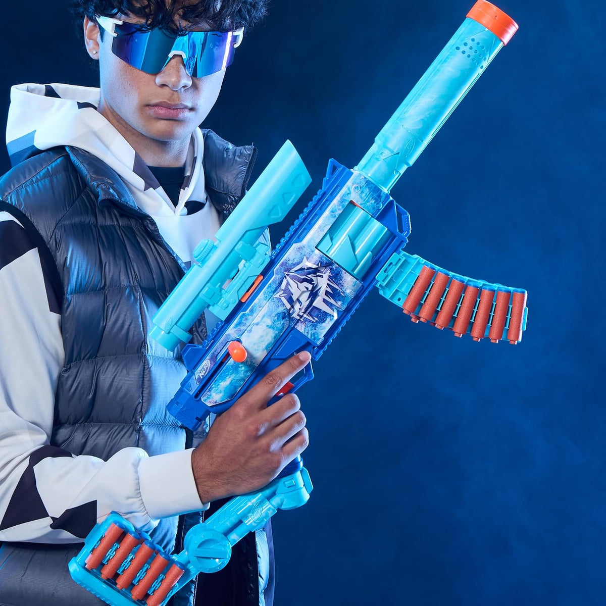 Nerf Loadout FrostFusion Blaster, 4 accesorios intercambiables, 30 dardos Nerf N1, juguetes y regalos para niños, a partir de 8 años (exclusivo de Amazon)