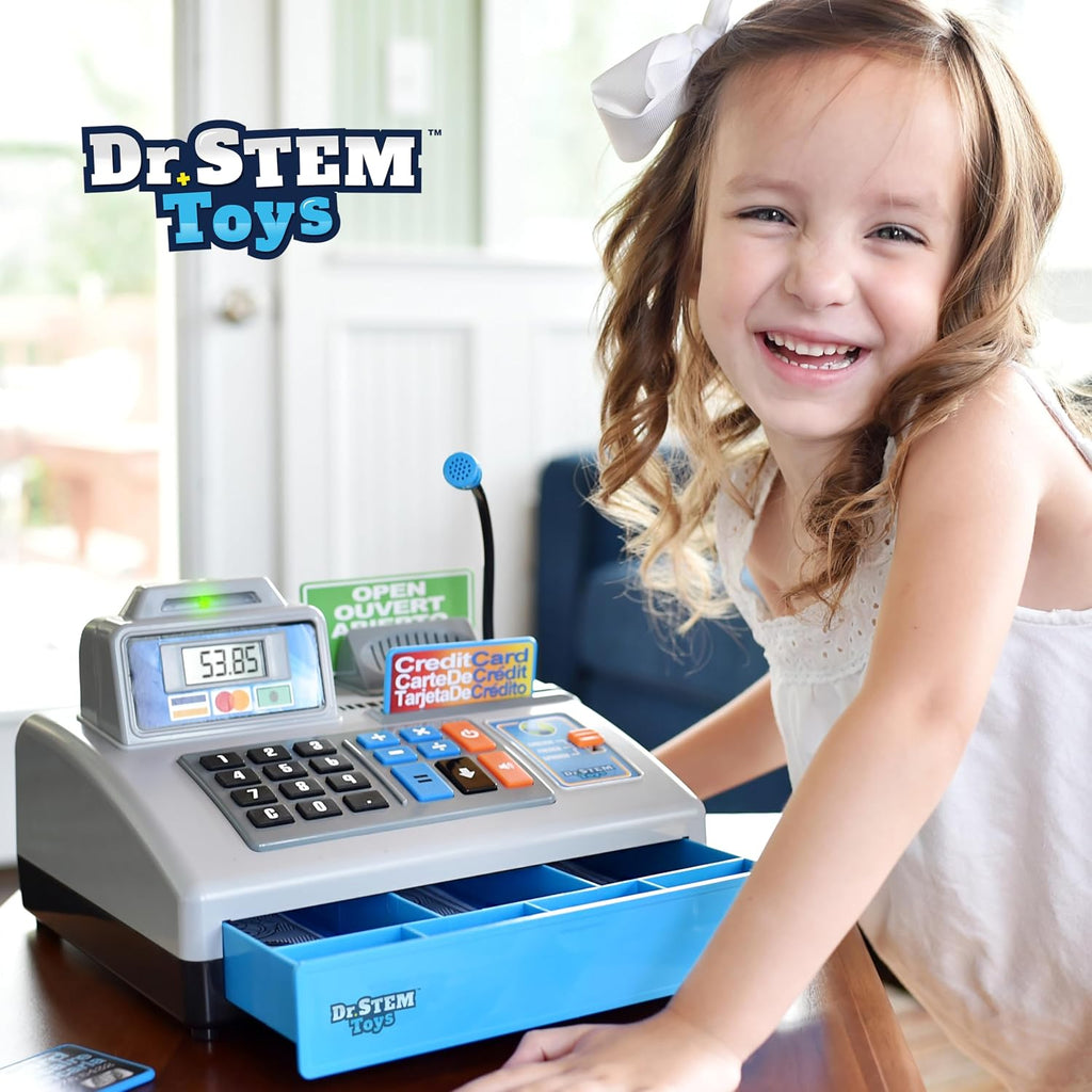 Caja registradora de juguete parlante, STEM Learning 69 piezas de simulación tienda con 3 idiomas, micrófono de paginación, tarjeta de crédito, tarjeta bancaria, dinero de juego y banca para niños (plateado)