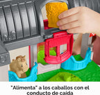 Fisher-Price Little People juego de juguetes para niños pequeños con caballos amistosos, establo con sonidos, figuras y accesorios para niños de 1+ años