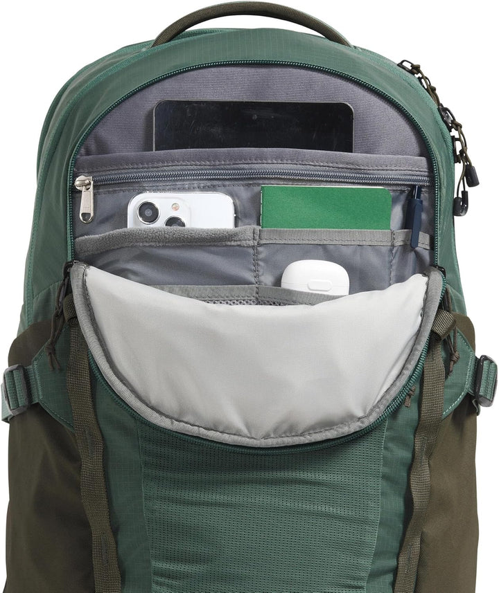 The North Face Recon Mochila para laptop de todos los días | Mochil...