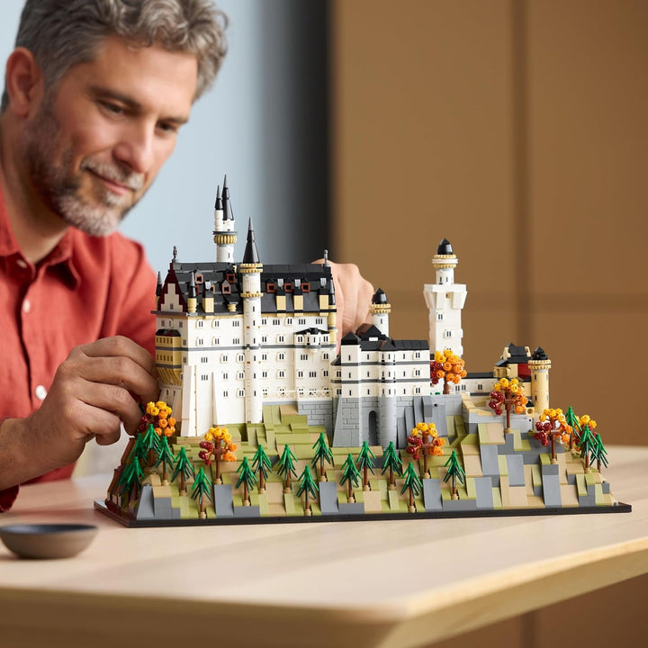 LEGO Architecture Neuschwanstein Castle Building Set Kit