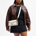 Coach Bolso de hombro atigrado suave para mujer 26