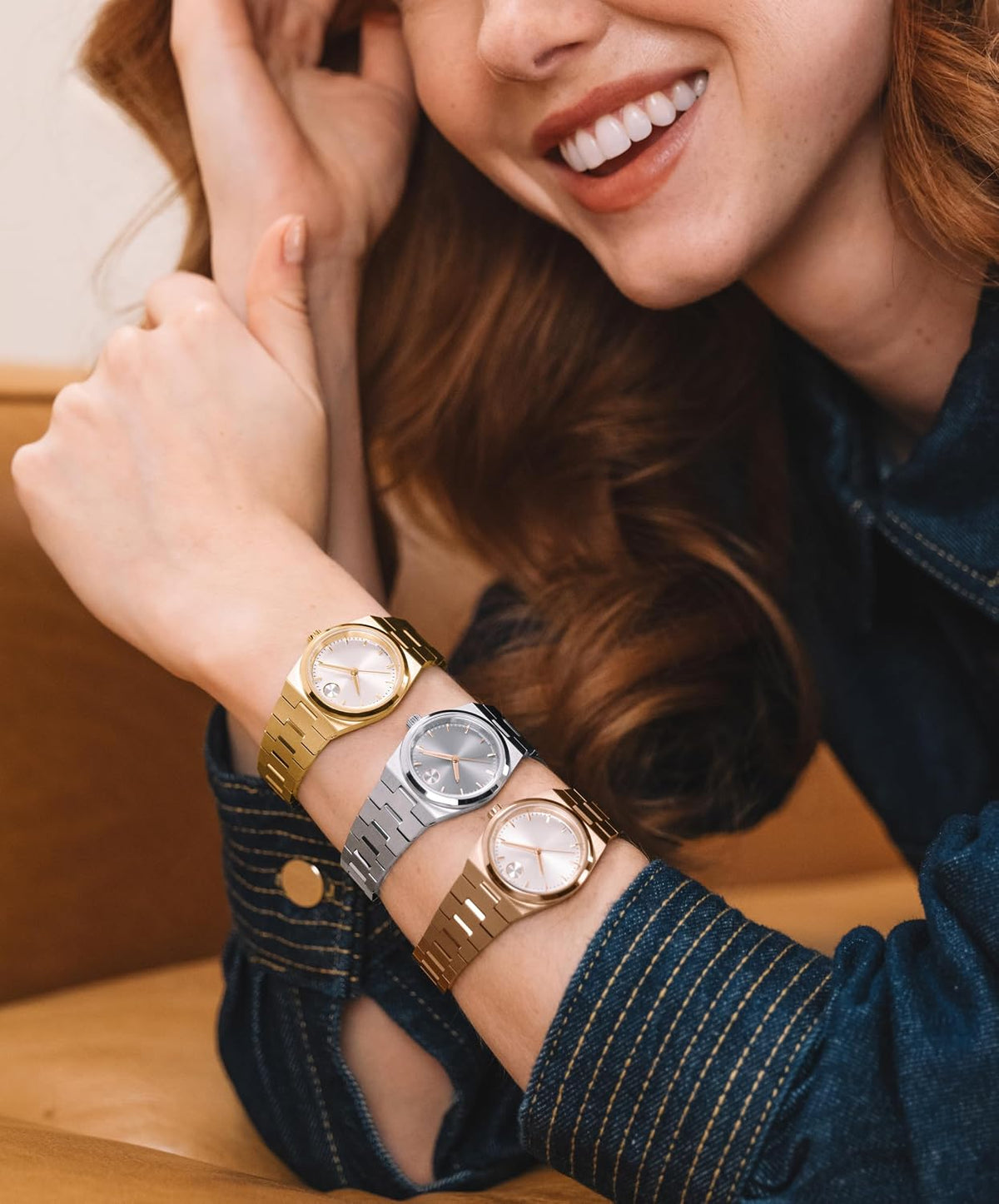 Movado Reloj Bold Quest Mini de 28mm para mujer, movimiento de cuarzo suizo, caja y brazalete de acero inoxidable, punto distintivo, pieza de lujo moderna y pequeña