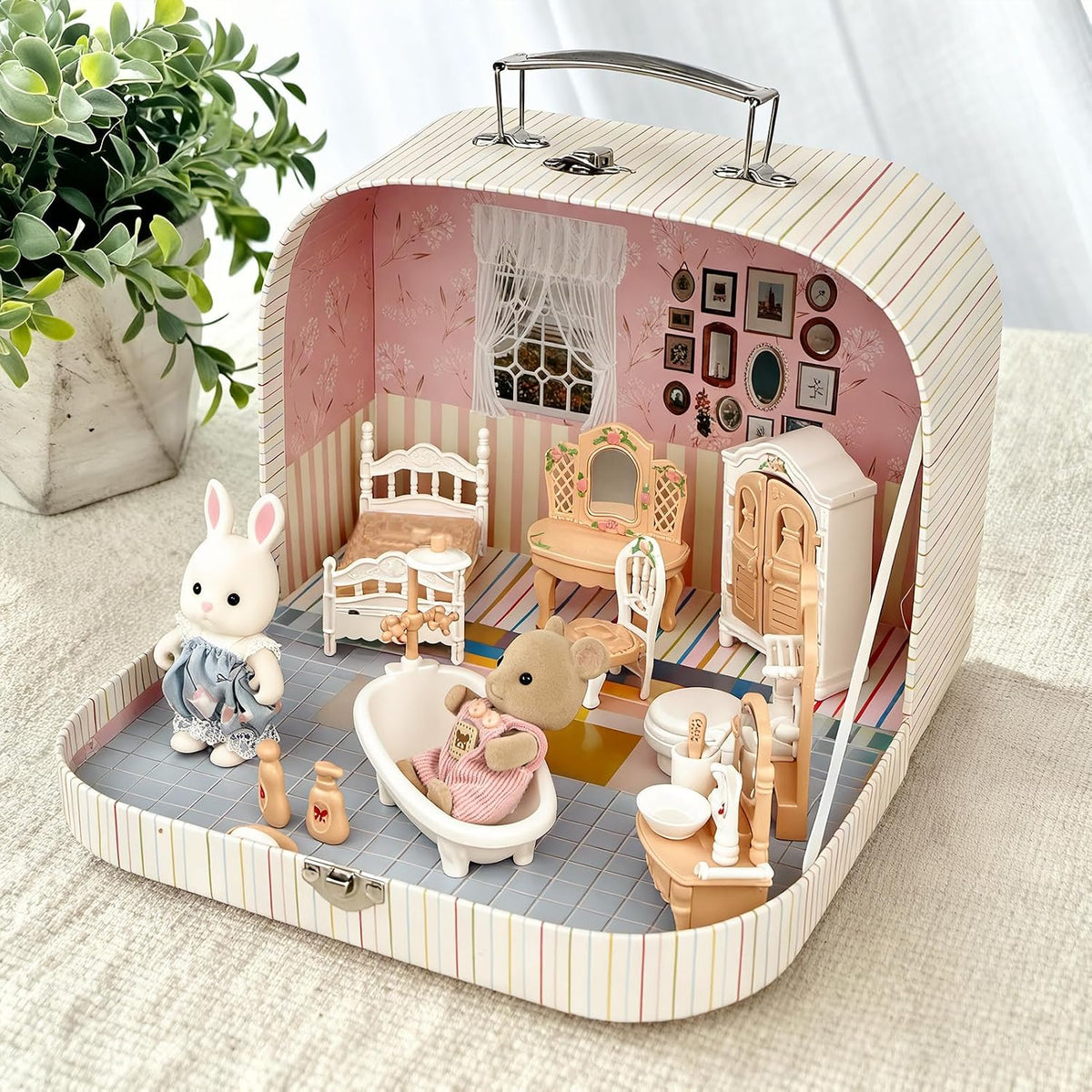 TUZT Juego de muebles de casa de muñecas para niños, mini caja de muñecas con 2 muñecas flexibles y muebles de dormitorio y baño, accesorios de juego de simulación, regalo de cumpleaños de Navidad para niños pequeños a partir de 3 años