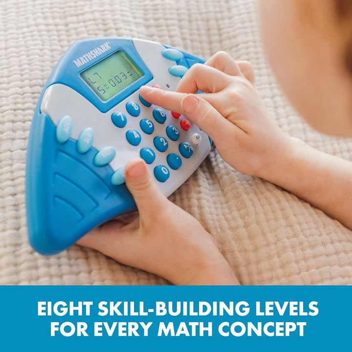 Educational Insights MathShark - Juegos electrónicos de matemáticas...