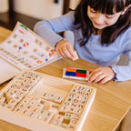 Melissa & Doug - Juego de sellos de madera con letras y números ABC 123 con libro de actividades (idioma español no garantizado), 4 colores