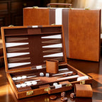 ARUOHHA Juegos clásicos de backgammon para adultos, funda de cuero de lujo, interior de fieltro, juego de backgammon portátil y de viaje, popular juego de mesa, marrón (15 pulgadas)