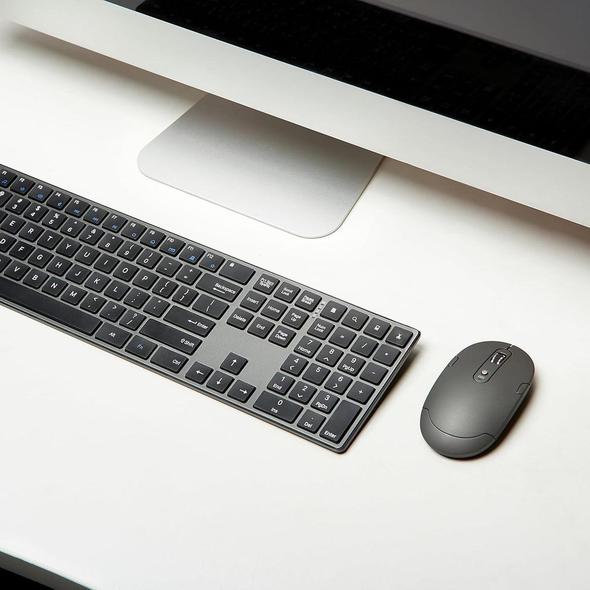 Combo de teclado y ratón inalámbricos Amazon Basics Ultra Premium -...