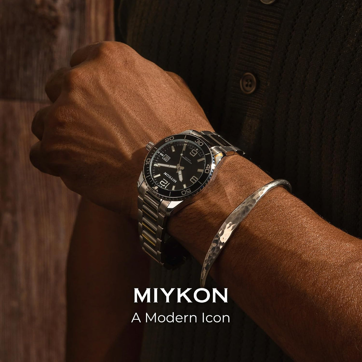 Miykon Reloj de vestir deportivo para hombre estilo Dive, con fecha, luminosa, bisel giratorio
