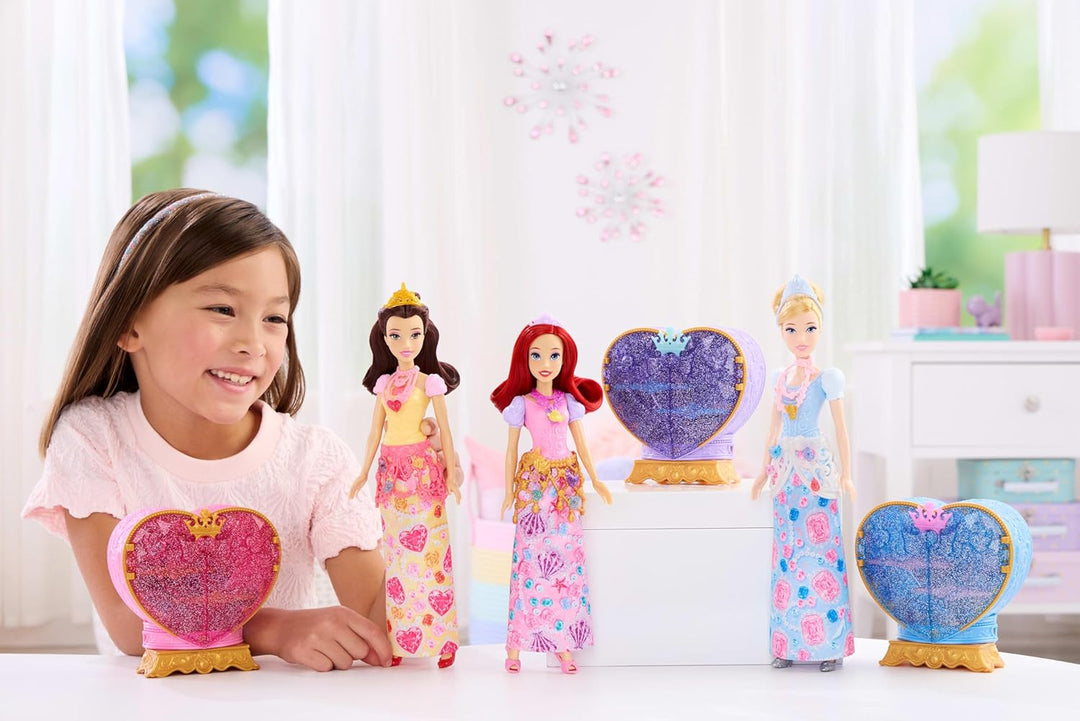 Mattel Muñeca de moda de Bella de Disney Princess y accesorios con...
