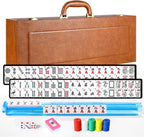 American Mahjong - Juego de maletas de cuero sintético portátil marrón, 166 azulejos blancos, 4 estantes Mahjong todo en uno con empujadores, incluye fichas y dados, juego de azulejos Travel