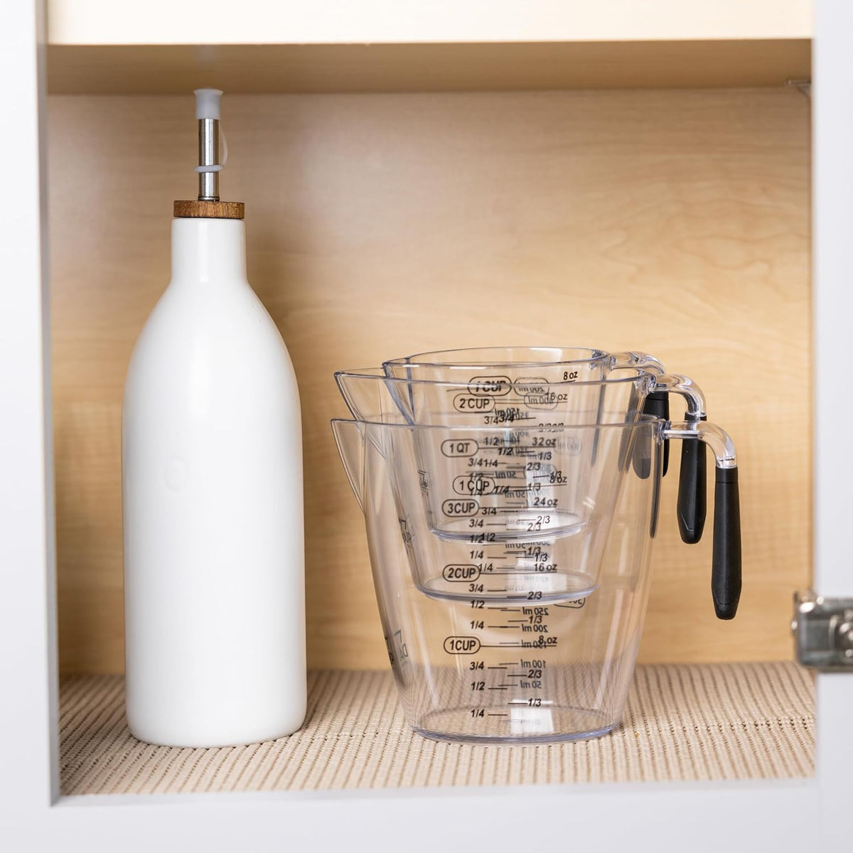 Dalup Juego de Tazas Medidoras – Tazas Medidoras de Plástico Transparente para Líquidos (8/16/32 oz) con Busque y Asa Antideslizante | Juego de 3 Tazas Medidoras de Plástico para Líquidos y Ingredientes Secos