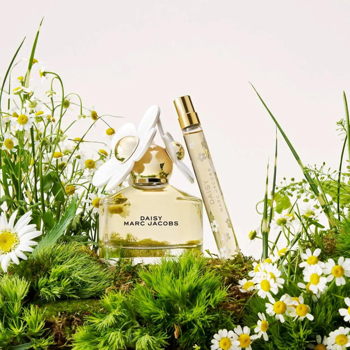Marc Jacobs Daisy Eau de Toilette - Perfume floral radiante para mu...